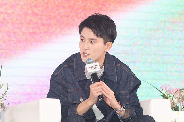 舅妈的呻吟声